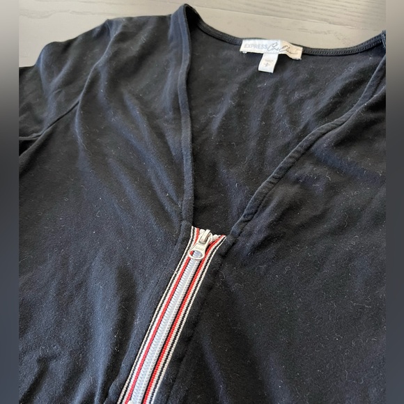 Sporty front zip thong bodysuit - Picture 5 of 5